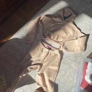 Never worn beige sweatsuit size medium